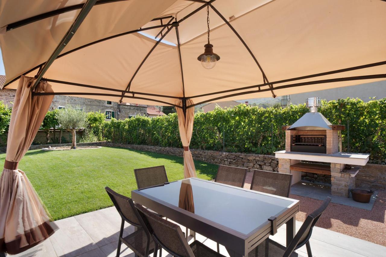 Agriturismo Il Borgo - Ulivo วิลลาโนวา ดัลเบงกา ภายนอก รูปภาพ